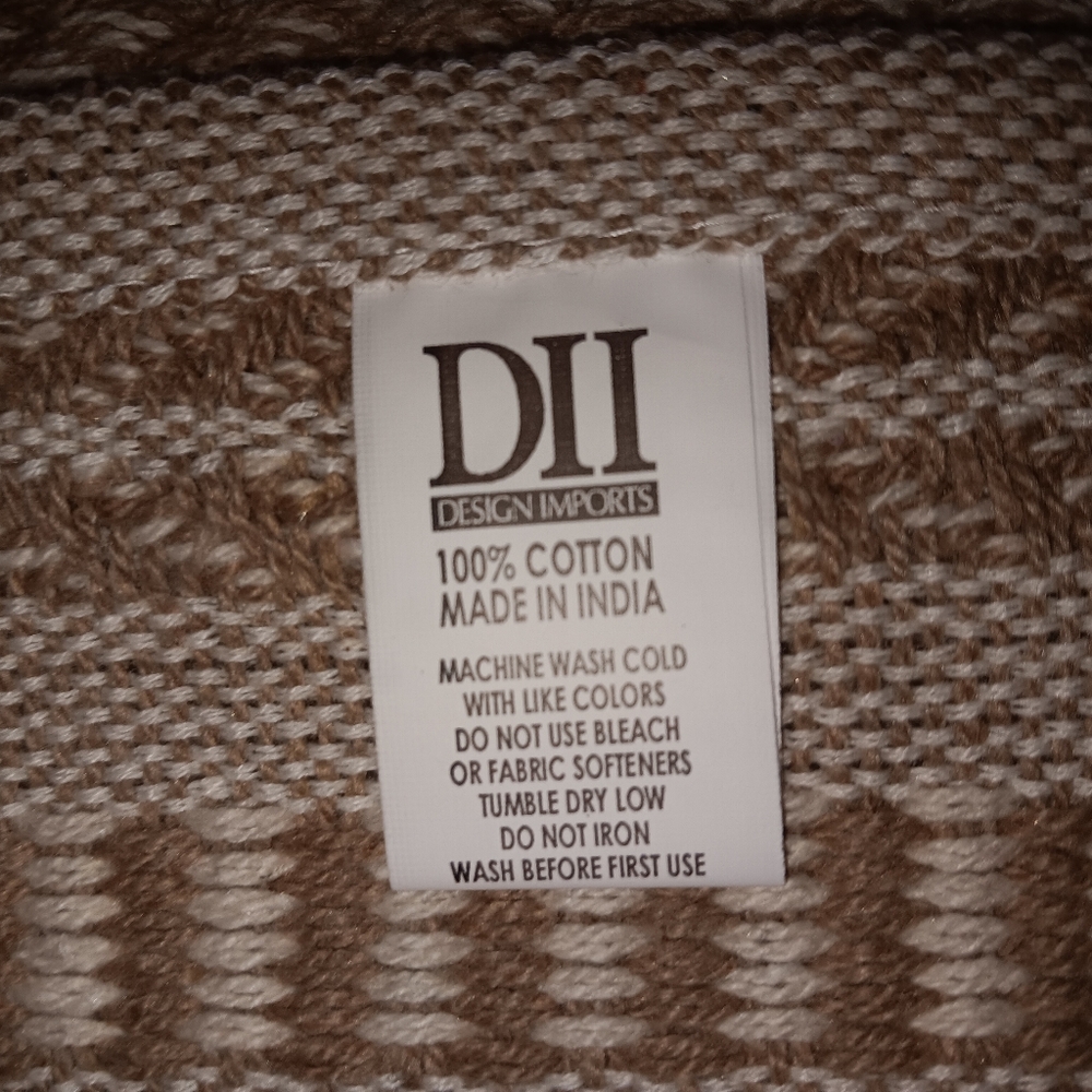 Table runner , tan stripe design with tassle edge - Picture 2 of 3
